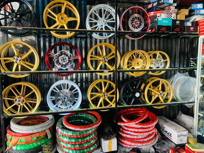 Bộ sưu tập phụ kiện đa dạng tại A Dinh - Ảnh 2