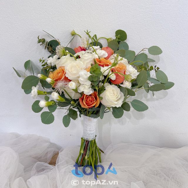 Địa chỉ shop hoa cưới uy tín tại quận Ba Đình, nơi bạn có thể tìm thấy những mẫu hoa cưới ấn tượng