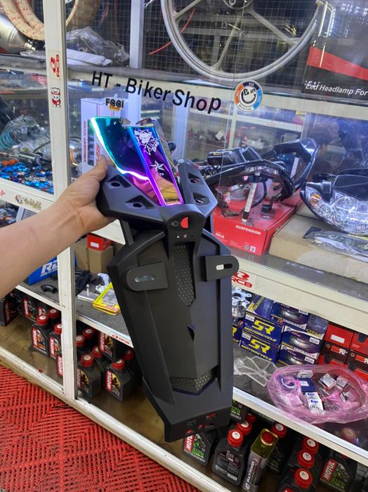 Không gian trưng bày tại HT-Biker Shop