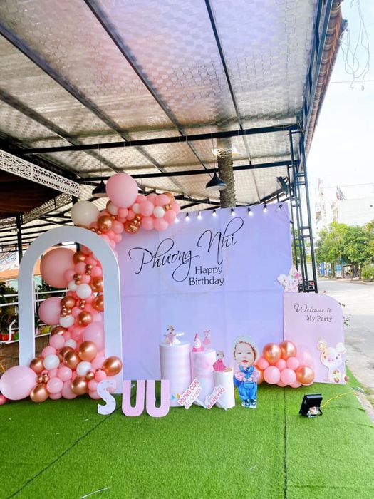 Không gian ấm cúng tại Nhà hàng Châu Linh Sầm Sơn