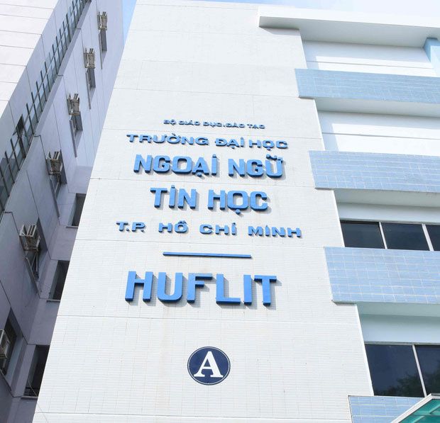 Hình ảnh giảng đường hiện đại tại Đại học Ngoại ngữ - Tin học TP.HCM