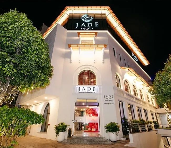 Jade Palace Saigon - Cung điện ẩm thực đẳng cấp