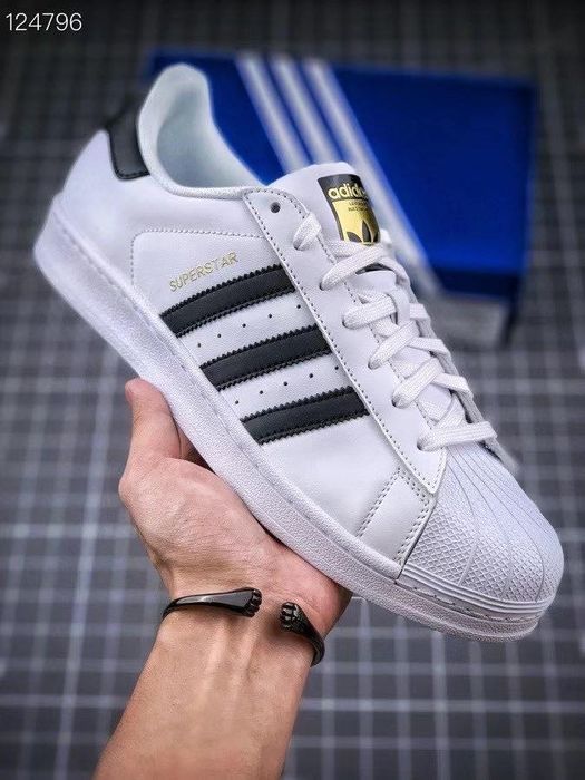 Bộ sưu tập sneaker mới nhất tại HOÀNG NAM STORE