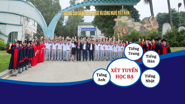 Khuôn viên xanh mát của Cao đẳng Ngoại ngữ và Công nghệ Việt Nam