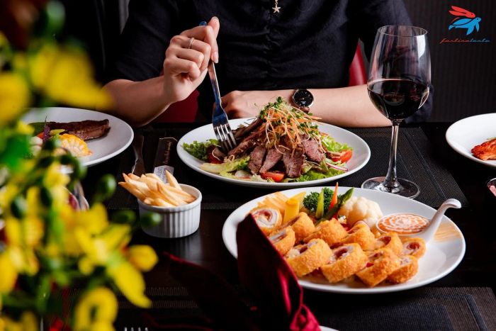 Hình ảnh không gian ấn tượng tại Festina Lente