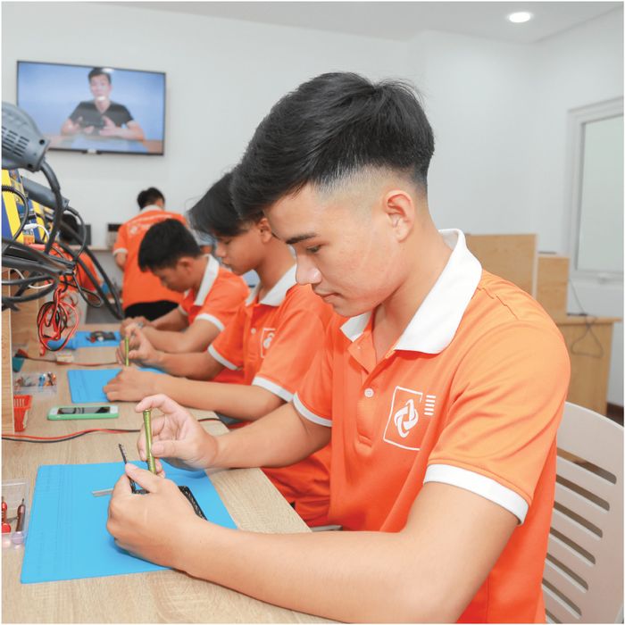Hình ảnh thiết bị hiện đại tại Thanh Trang Mobile