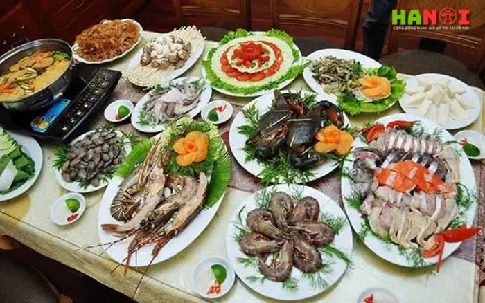 nha-hang-hai-san-bien-dong-diem-den-vang