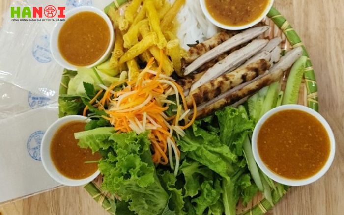 nem-o-lien-mytour-dia-chi-nem-nuong-truyen-thong