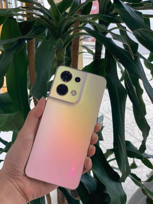 Quy trình ép kính chuẩn tại Quyết Nhàn Mobile