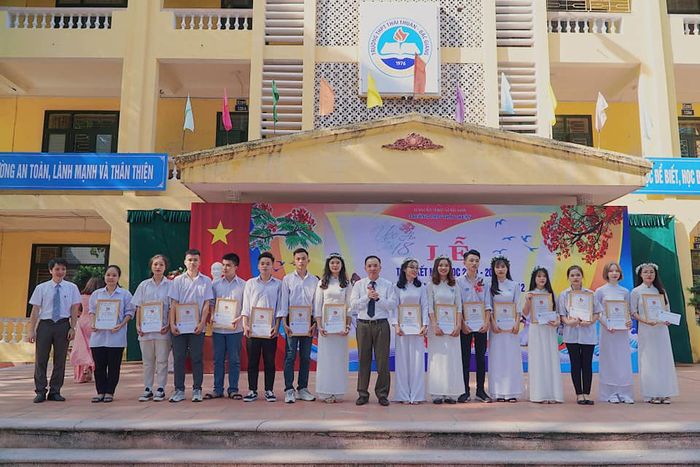 Trường THPT Thái Thuận - Hình ảnh 2