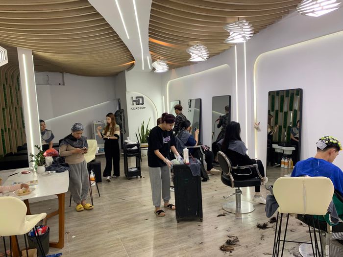 Hair Salon Hùng Ốc hình ảnh 2