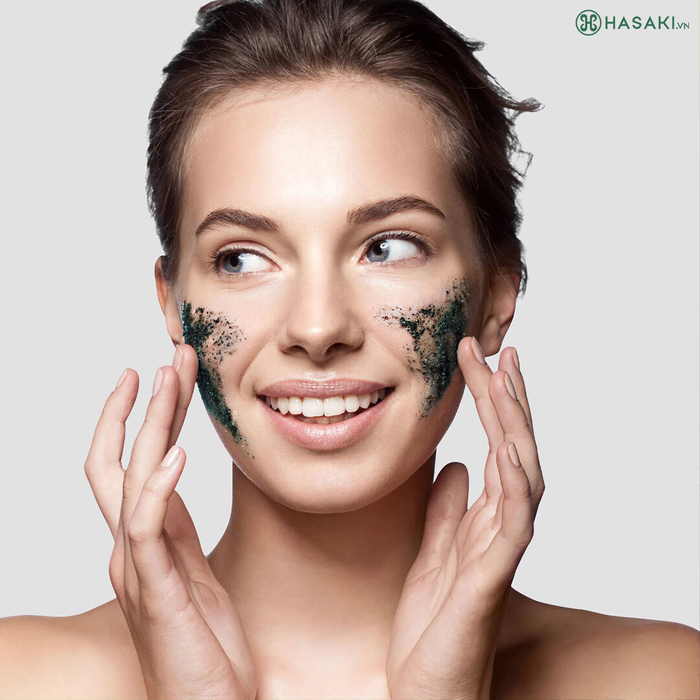 Mặt Nạ Gel Tẩy Da Chết Than Hoạt Tính & Đường Đen Freeman Polishing Charcoal & Black Sugar Gel Mask + Scrub 175ml hiện đã có mặt tại Hasaki.