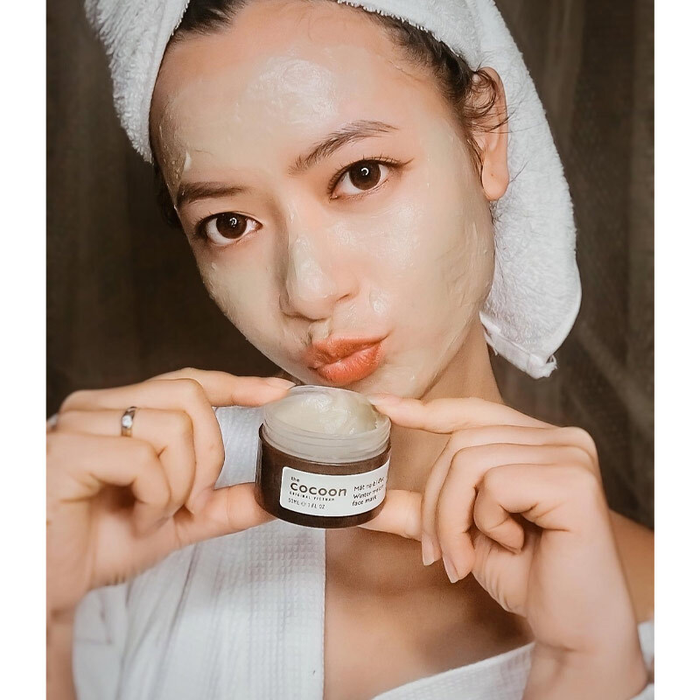 Texture Mặt Nạ Cocoon Hỗ Trợ Giảm Dầu Và Mụn Từ Bí Đao