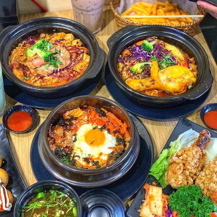 Tô mỳ cay Sasin bùng nổ sắc màu - Ảnh 2
