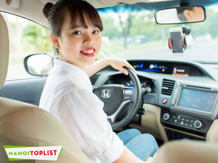 danh-sach-day-du-cac-hang-taxi-tai-ha-noi-Mytour