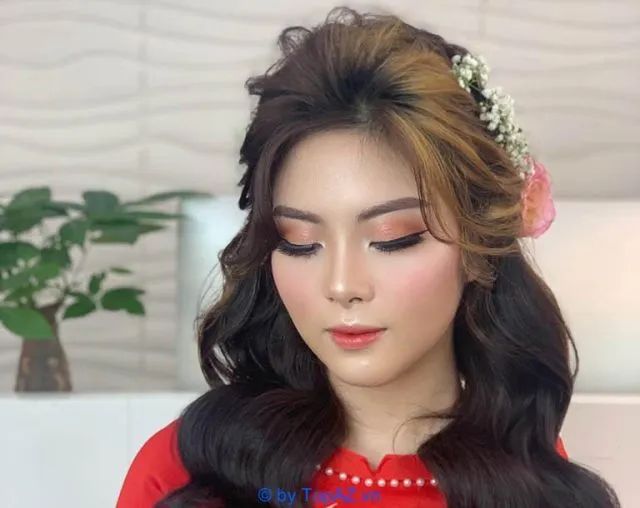 Địa chỉ vàng cho nhan sắc cô dâu Hà Thành