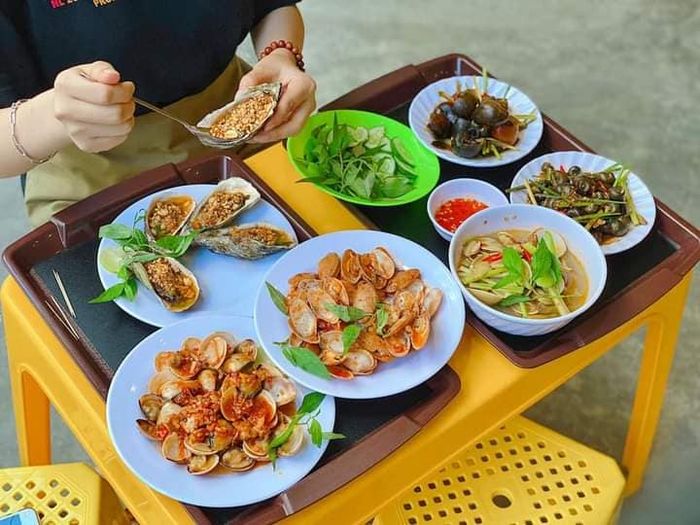 Không gian ấm cúng tại Ốc 3 Chàng Trai
