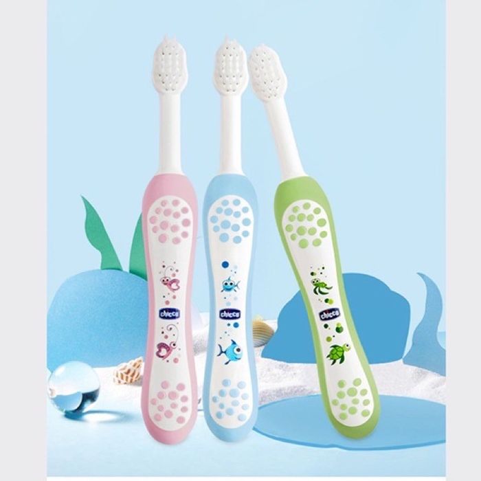 Hình ảnh chi tiết bàn chải Chicco made in Italy