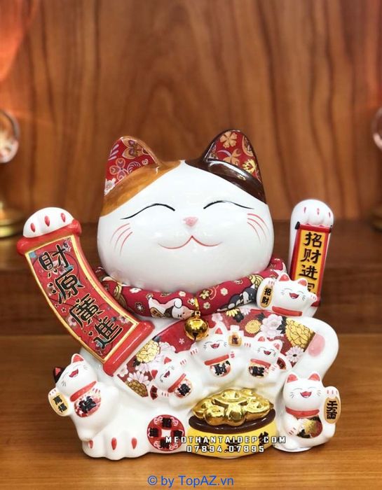 Mèo Thần Tài Vẫy Tay Cầm Liễn