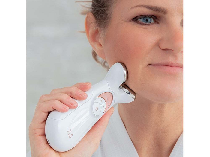 Giúp định hình và tạo đường viền hàm