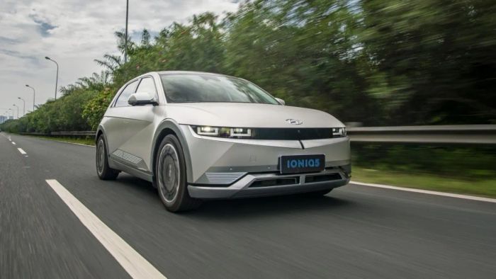 Hình ảnh nhà máy công nghệ cao Hyundai