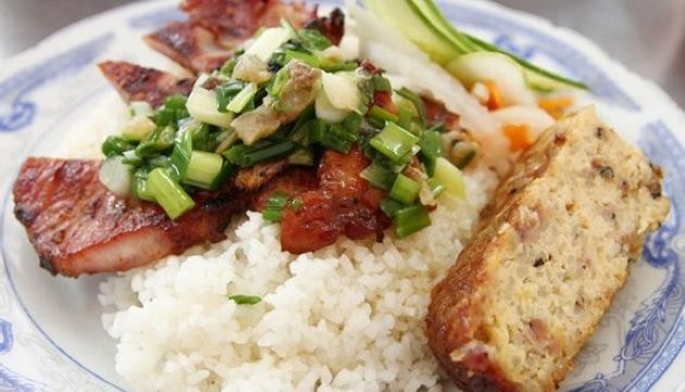 Cơm tấm Quận 10 - Tinh hoa ẩm thực đường phố Sài Gòn