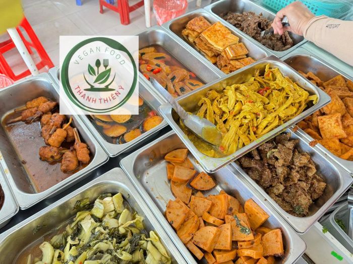 Không gian ấm cúng và món ăn bắt mắt tại Thanh Thiên Ý