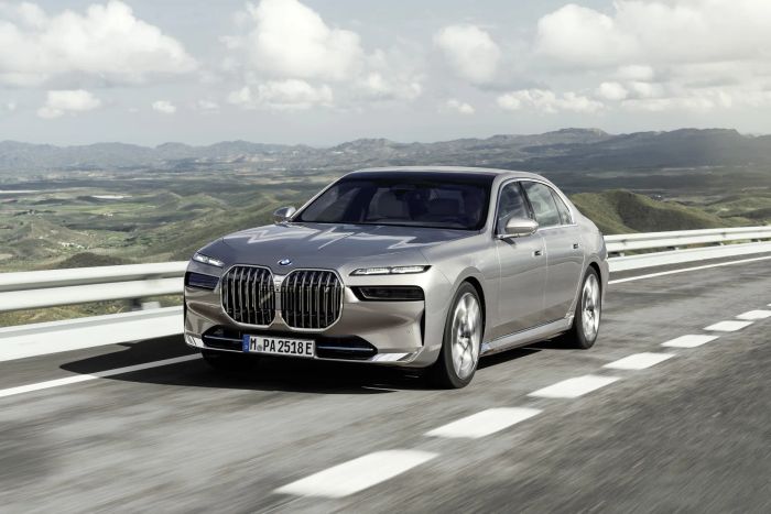Hình ảnh BMW - Biểu tượng xe Đức