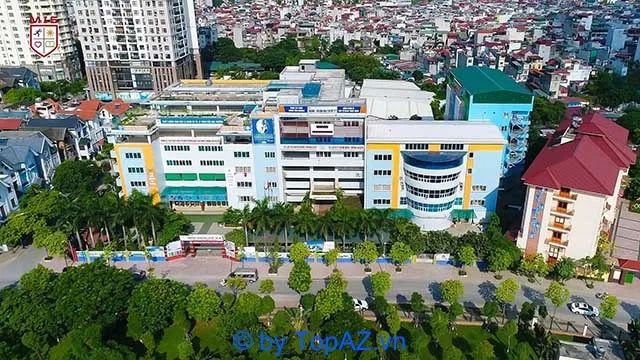 Trường trung học nội trú tại Hà Nội