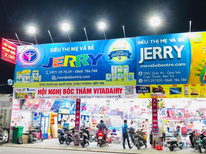Góc nhìn chân thực về kho hàng phong phú tại Siêu Thị Jerry - Ảnh 2