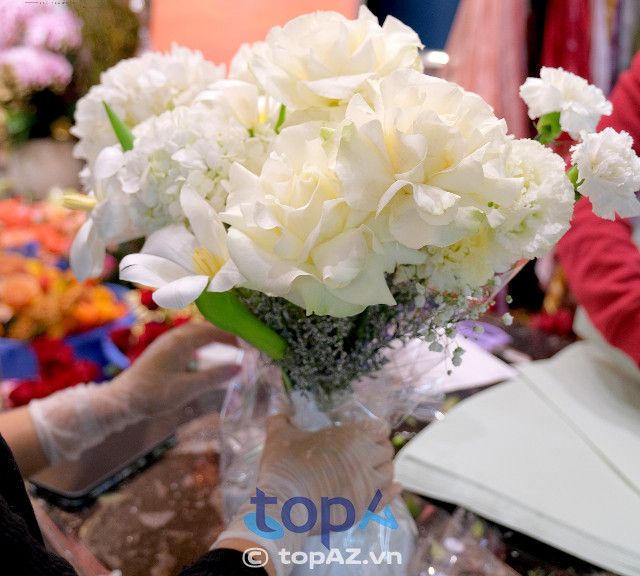 Trải nghiệm dịch vụ hoa cưới cao cấp tại FLoLi chi nhánh Hoàn Kiếm