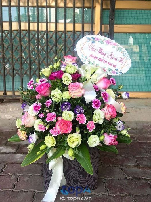 Shop Hoa Tươi Trung Thoa - Nghệ thuật kết tinh từ những đóa hoa