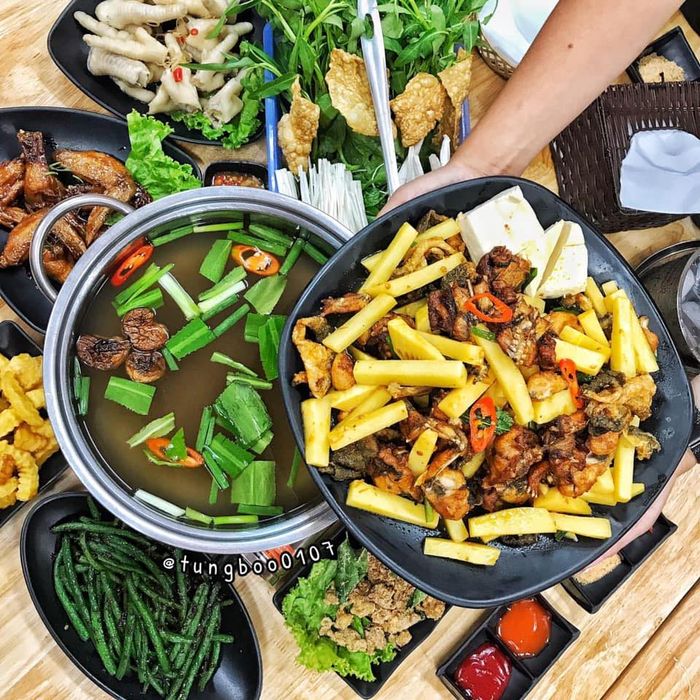 Hình ảnh sinh động tại Lẩu Mặp 177 Đội Cấn – Ảnh số 2