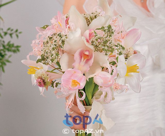 Trải nghiệm dịch vụ đặt hoa cưới cao cấp tại quận Hoàn Kiếm