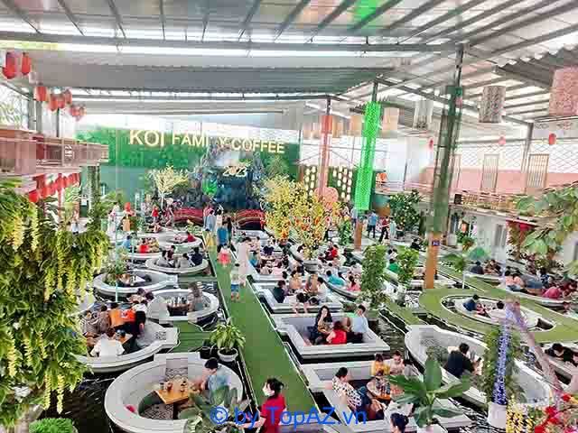 Cà phê cá Koi ở Sài Gòn