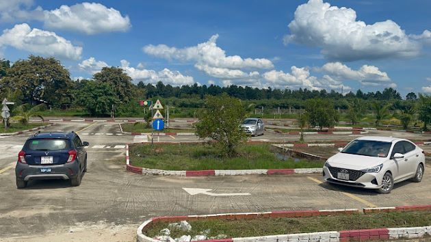 Trung tâm Đào tạo Lái xe Quốc tế Á Châu