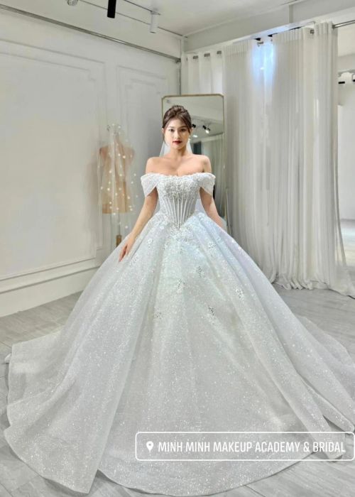 Không gian sang trọng tại Minh Minh Bridal