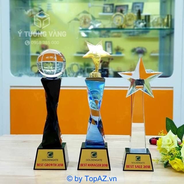 Xưởng chế tác kỷ niệm chương, cúp pha lê tại Hà Nội