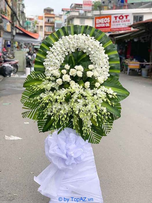 Địa chỉ cung cấp vòng hoa đám tang tại TP.HCM