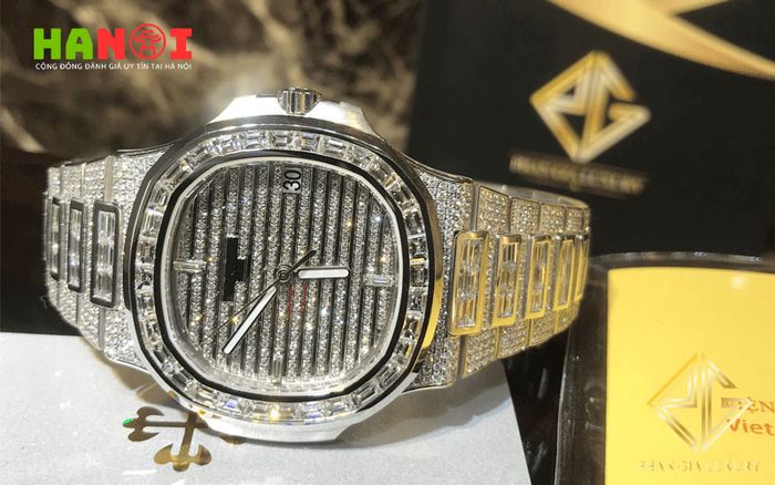 dong-ho-patek-philippe-Tripi