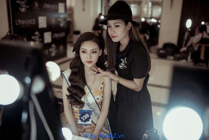 Địa chỉ dạy nghề makeup uy tín tại Hà Nội