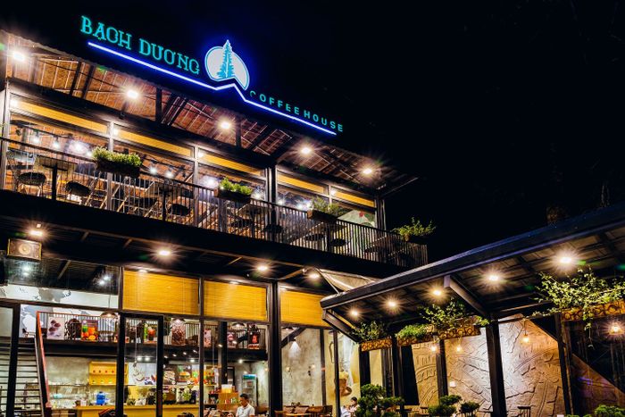Bạch Dương Coffee & Bistro - Ảnh 1