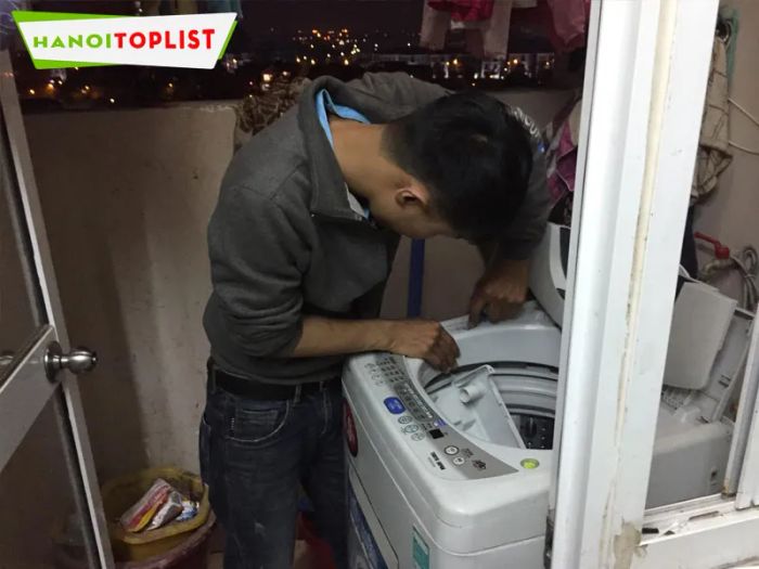 Điện lạnh Hà Nội 24H cam kết quy trình sửa chữa chuyên nghiệp, chú trọng vào chất lượng dịch vụ. Mọi sản phẩm điện lạnh, máy giặt đều được đội ngũ hỗ trợ tận tình. Liên hệ ngay để nhận sự tư vấn và báo giá hợp lý nhất.