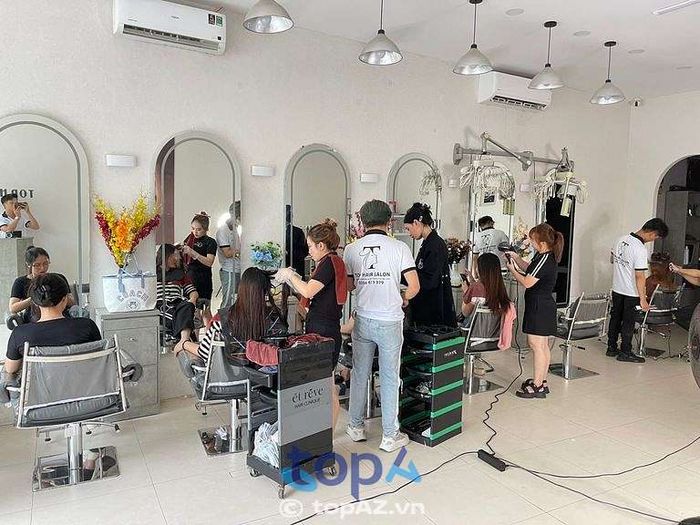 Top Hair Salon - Biểu tượng thẩm mỹ tóc tại TP Bạc Liêu