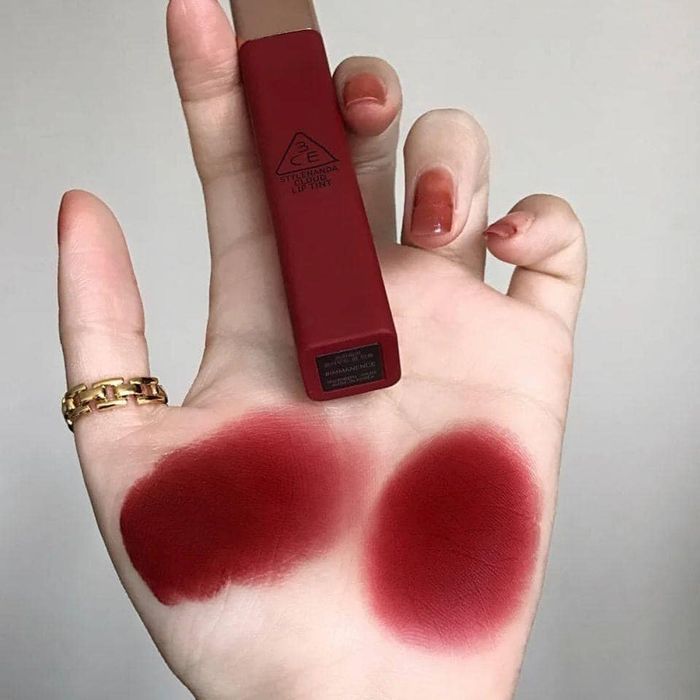Không gian mua sắm sang trọng tại 20July Cosmetics