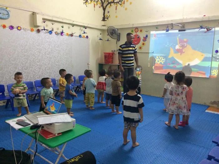 Hoạt động vui chơi sáng tạo của bé tại Sóc Nhí