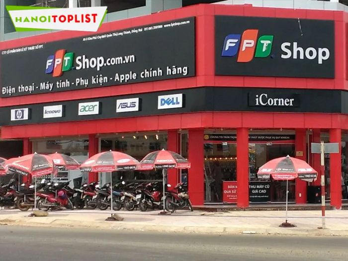 fptshop-macbook-chinh-hang-ha-noi-tripi