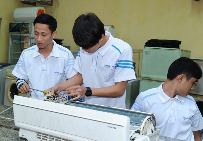 5 trung tâm dạy nghề điện lạnh uy tín nhất tại Thành phố Hồ Chí Minh