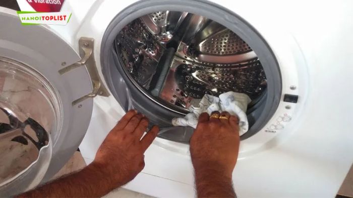 Dịch vụ vệ sinh máy giặt tại Hà Nội - Đảm bảo máy giặt của bạn hoạt động hiệu quả và lâu dài.