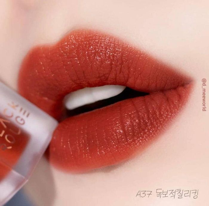 Không gian mua sắm sang trọng tại Munny Shop Authentic Cosmetic